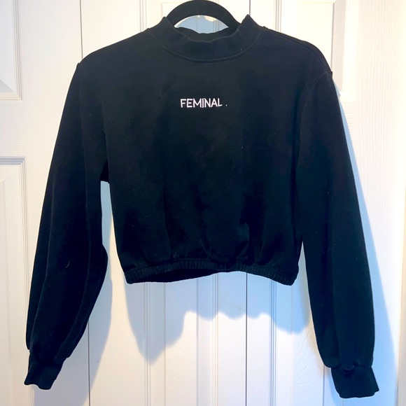 Feminal Medium black velvet crop sweater - Picture 1 of 2